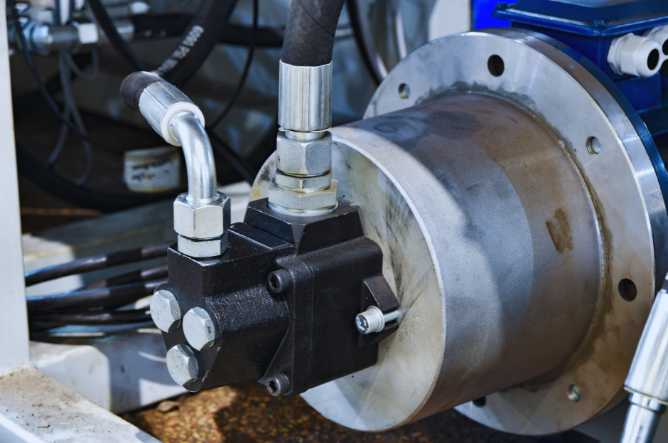 Hydraulic fluid tank