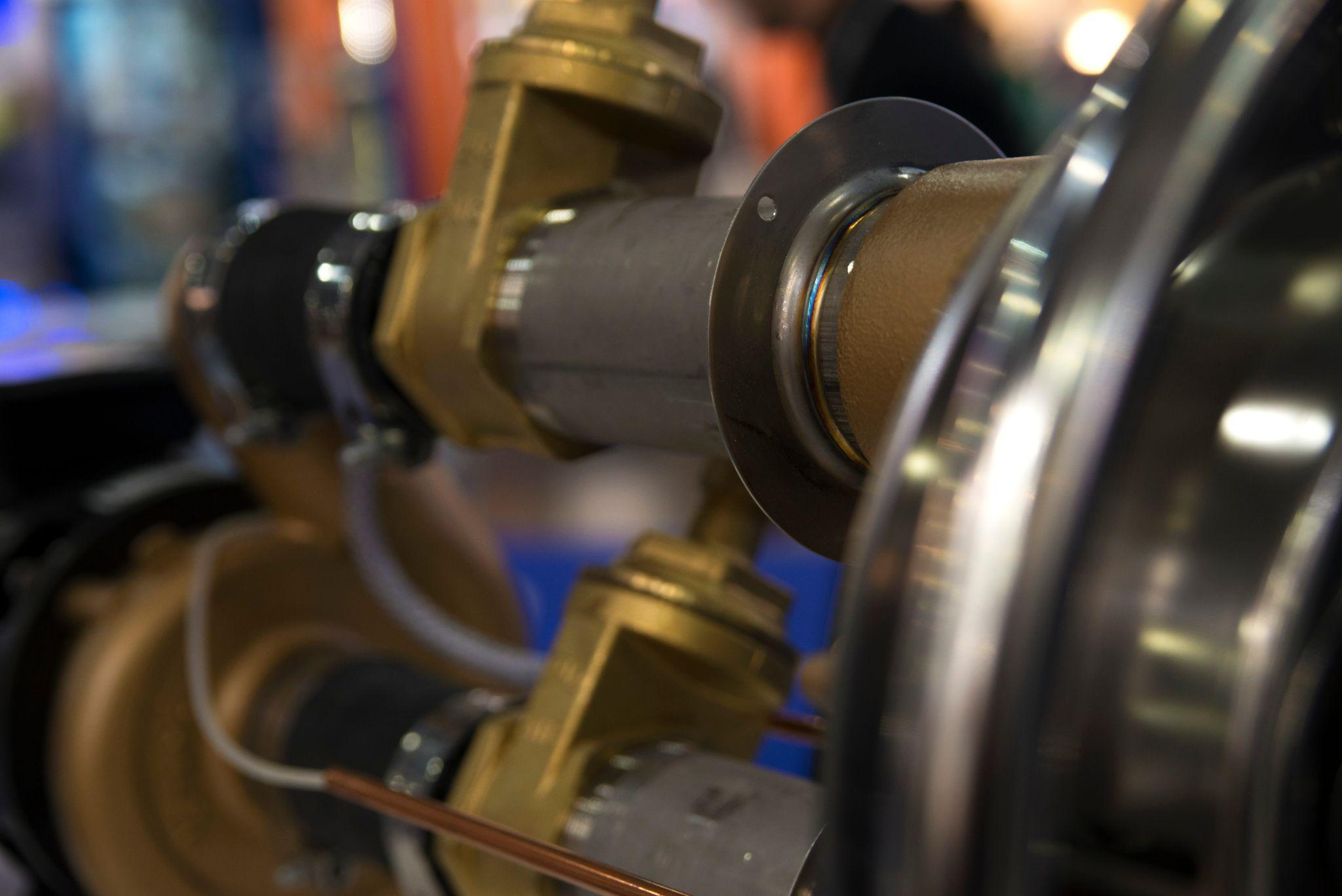 steel metallic apparatus