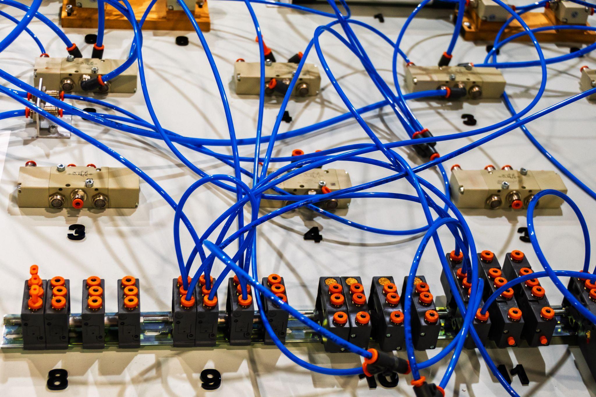Hydraulic Directional Control Valves