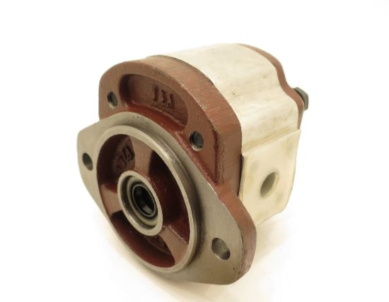 Picture of 1PL 7.02CC/REV MID / REAR HYDRAULIC