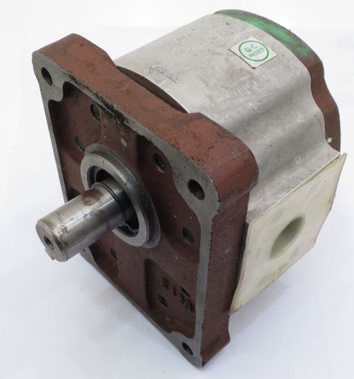 Picture of 2PL 16.66CC/REV HYDRAULIC GEAR PUMP