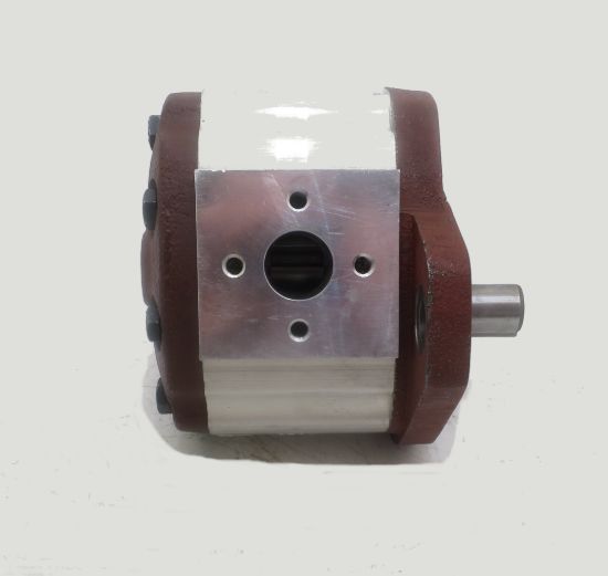 Picture of 2PL 28.77CC/REV HYDRAULIC GEAR PUMP