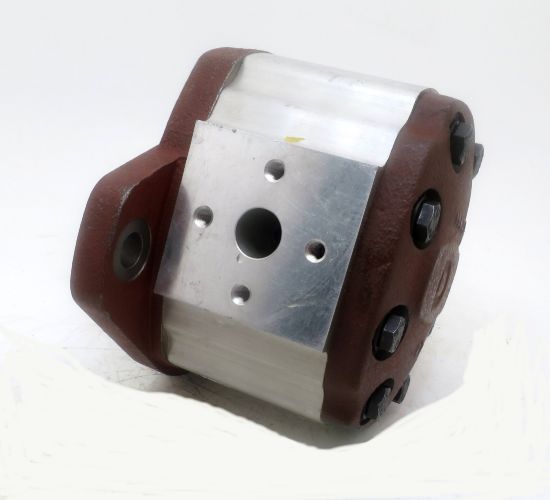 Picture of 2PL 28.77CC/REV HYDRAULIC GEAR PUMP
