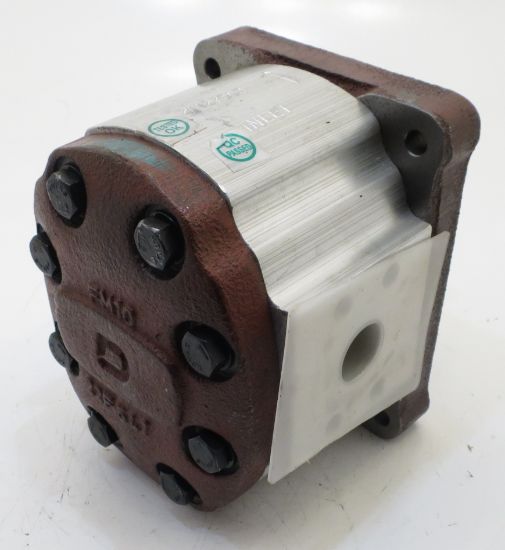 Picture of 2PL 28.77CC/REV HYDRAULIC GEAR PUMP