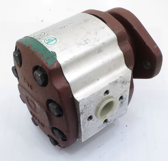 Picture of 2PL 28.77CC/REV HYDRAULIC GEAR PUMP