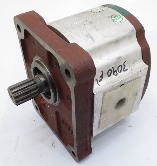 Picture of 2PL 28.77CC/REV HYDRAULIC GEAR PUMP