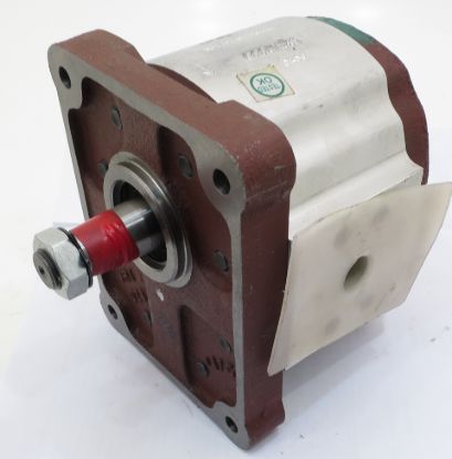 Picture of 2PL 28.77CC/REV HYDRAULIC GEAR PUMP