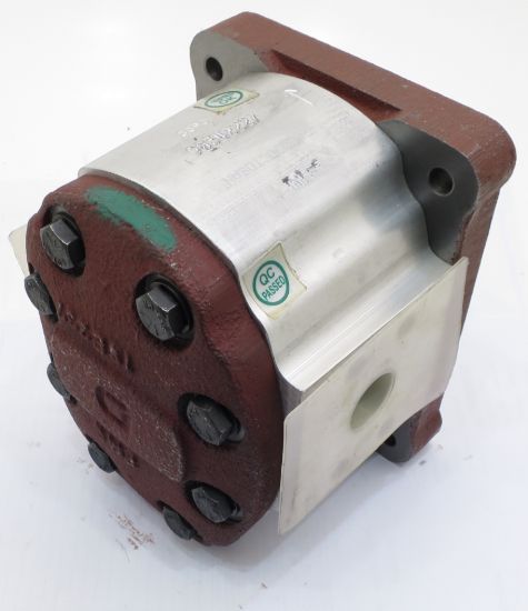 Picture of 2PL 28.77CC/REV HYDRAULIC GEAR PUMP