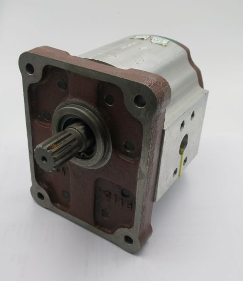 Picture of 2PL 33.23CC/REV STD HYDRAULIC GEAR