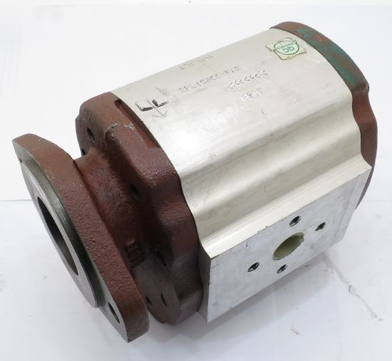 Picture of 2PL 49.35CC/REV HYDRAULIC GEAR PUMP