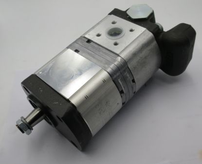 Imagen de 512 465 339 8+8CC BOSCH BOMBA DE ENGRANAJE