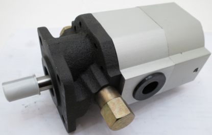 Imagen de 11 US GPM @ 3600  GC HI-LOW CI G PM