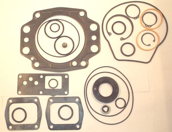 Picture of CESSNA 72400 SINGLE AND REAR