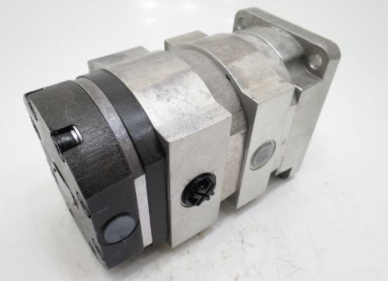 Imagen de CLAAS  TRIPLE  5 + 11= 4  CC/RV