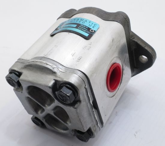 Imagen de BOMBA DE MINICARGADORA 20/205500  33032