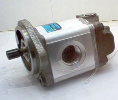 Imagen de A17.0L BOMBA DE DIRECCIÓN     38000/136