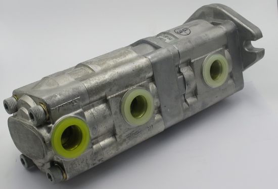 Picture of NISSAN HANIX 300, H15B