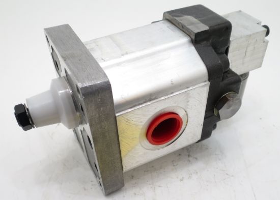 Picture of C16.8L 01272/175/042 PUMP VALVE