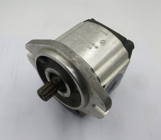 Picture of 1PX090 DAEWOO 7208U HYDRAULIC PUMP