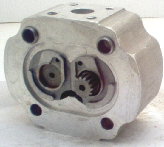 Imagen de MCCONNEL 8201153/AP BOMBA DE ENGRANAJE