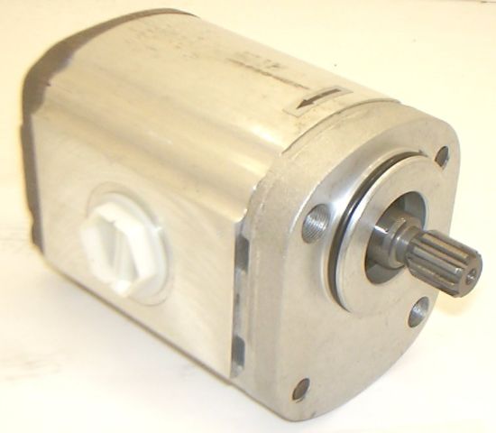 Picture of 1SX230A HYDRAULIC GEAR PUMP 8438