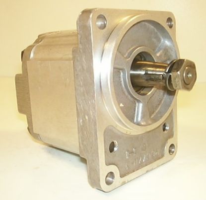 Picture of 1MR009C 8305 HYDRAULIC PUMP 65756