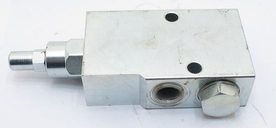 Picture of 3/8'' BSP SINGLE OVER CENTRE VALVE