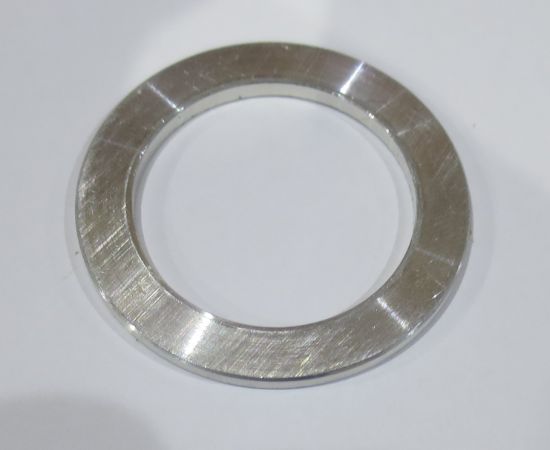 Picture of MOWER MOTOR OUTRIGGER RETAINER SHIM