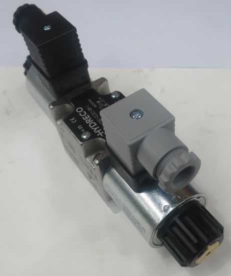 Picture of CLOSED CENTRE PROPORTIONAL CETOP 3