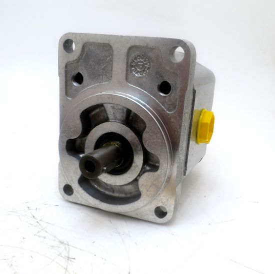 Picture of SNM2 11L PBOB HYDRAULIC GEAR PUMP