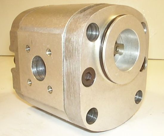 Picture of 1M3052A 8049 30386 PUMP