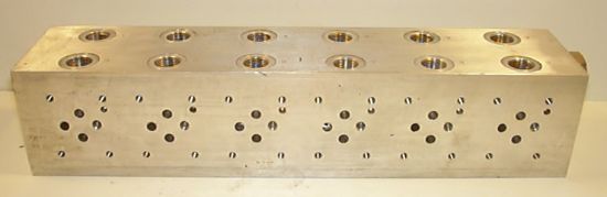 Picture of CETOP 3 6 BANK MANIFOLD