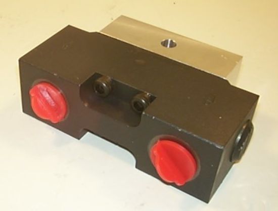 Picture of 1/2 BSP  DBLE PILOT CHECK VALVE **