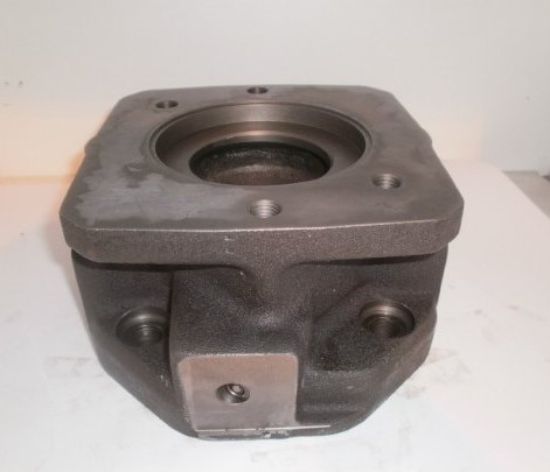 Picture of MA10V140 SAE C R/H THRU-DRIVE  UNC