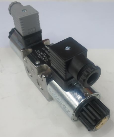 Picture of CLOSED CENTRE PROPORTIONAL CETOP 3