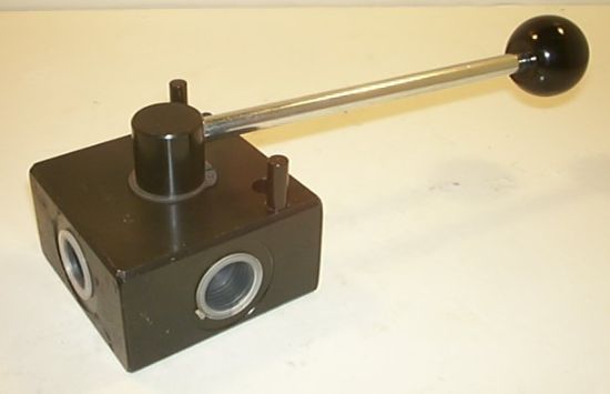 Picture of 1/2 BSP 3 WAY OPEN CENTRE