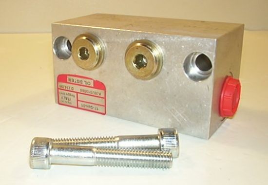 Picture of C TOP MANIFOLD TO CONVERT OIL CTRL