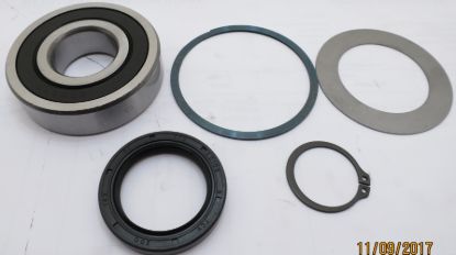 Picture of 35/35**V/VQ SHAFT END COVER PARTS