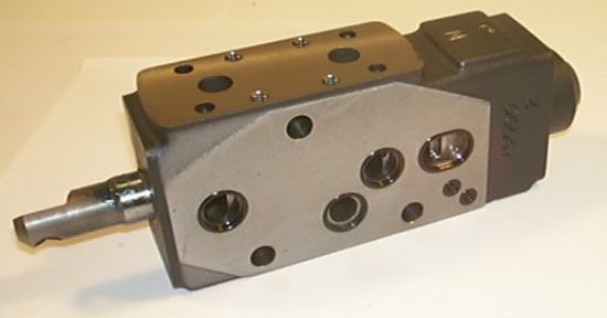 Picture of V5-60 MOTOR SPG C MANIFOLD PORT