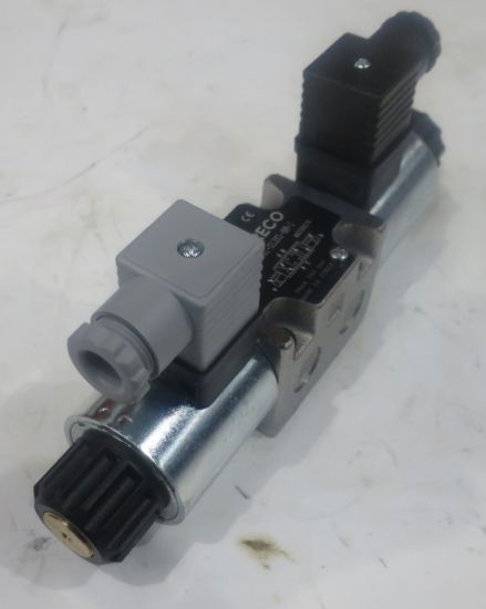 Picture of CLOSED CENTRE PROPORTIONAL CETOP 3