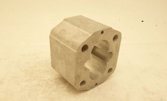 Picture of SNP2 14CC/REV REAR PORT 68MM BODY