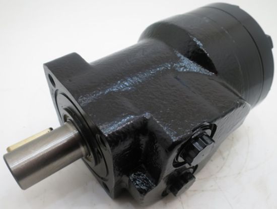 Picture of WHITE 88CC/REV 1'' SHAFT MOTOR