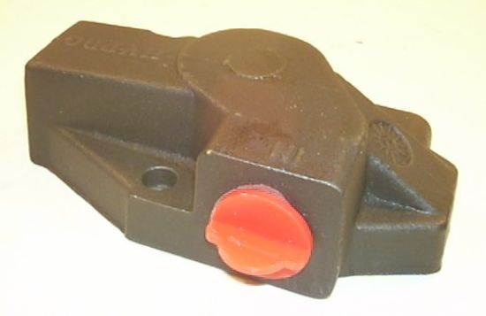 Picture of V2000 INLET COVER TOP 1/2 BSP