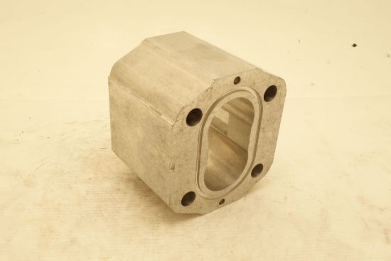 Picture of SNP2 19CC/REV REAR PORT 76MM BODY