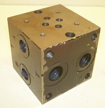 Picture of CETOP 3 SINGLE BANK MANIFOLD