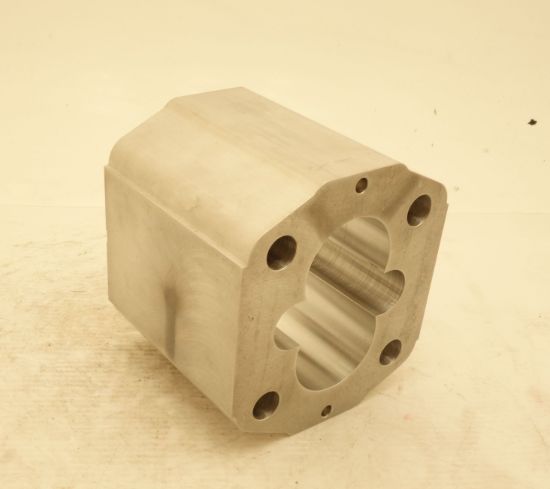 Picture of SNP2 25CC/REV REAR PORT 86MM BOD