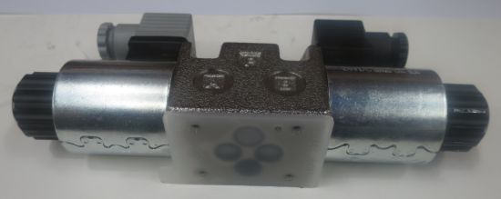 Picture of CLOSED CENTRE PROPORTIONAL CETOP 3