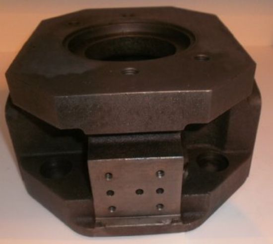 Picture of MA10V100 SAE B R/H THRU-DRIVE MET