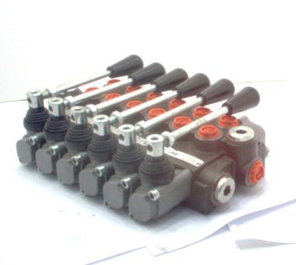 Picture of 6 BANK 3/8'' MONOBLOCK VALVE