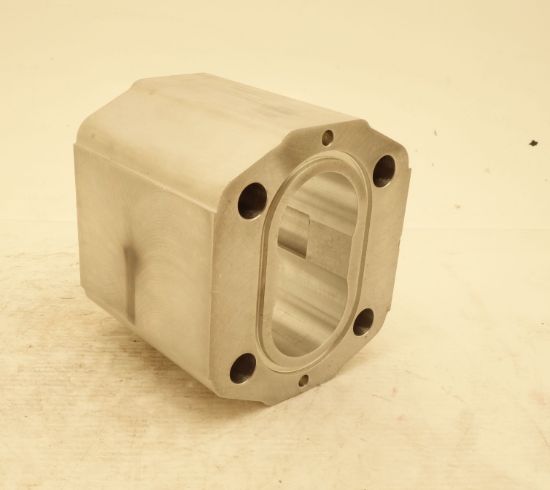 Picture of SNP2 25CC/REV REAR PORT 86MM BOD